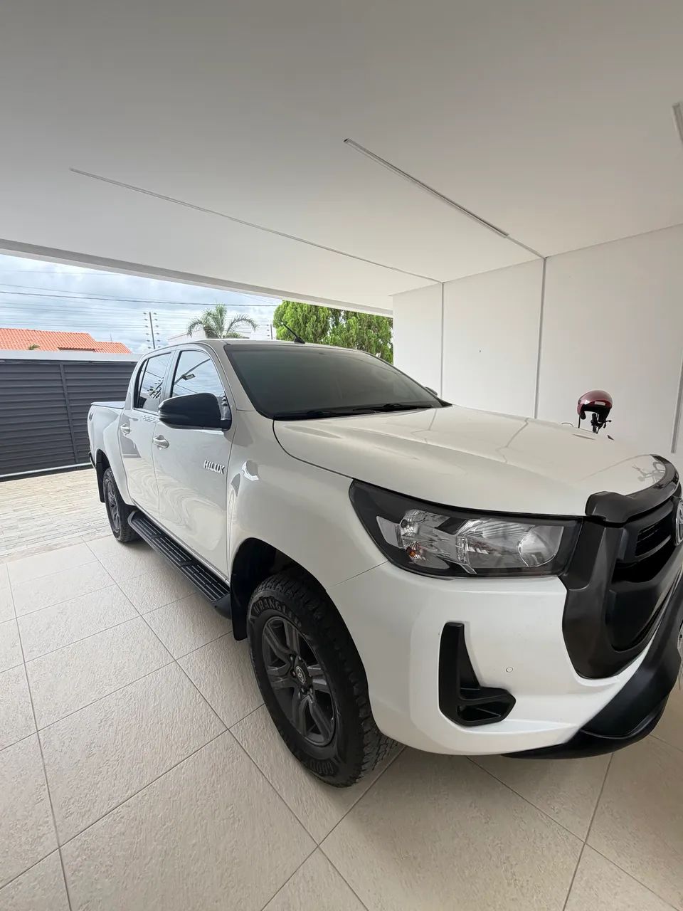 Toyota Hilux CD SR 4X4 2.8 TDI Diesel Aut. 2022