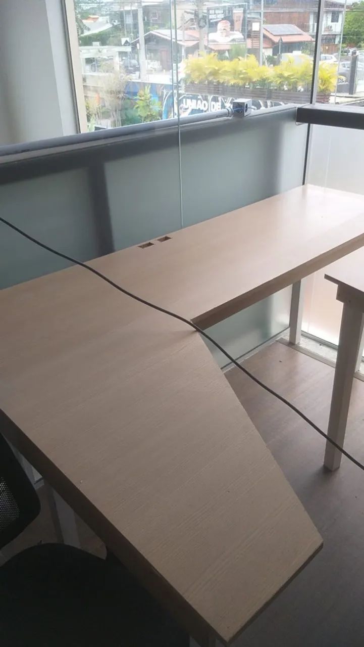Mesa de escritório/Escrivaninha em L  - Foto 2