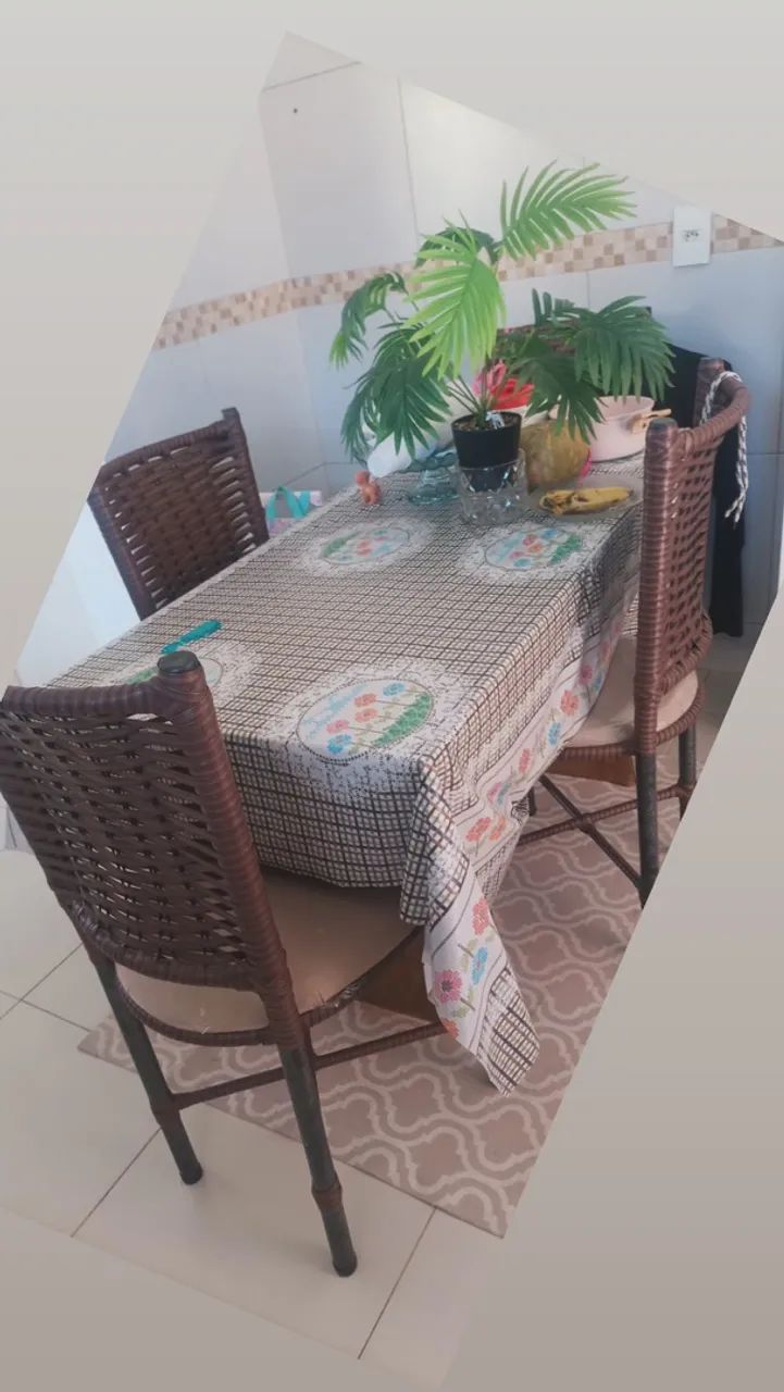 Mesa vendo as duas mesas em ótimo estado $400