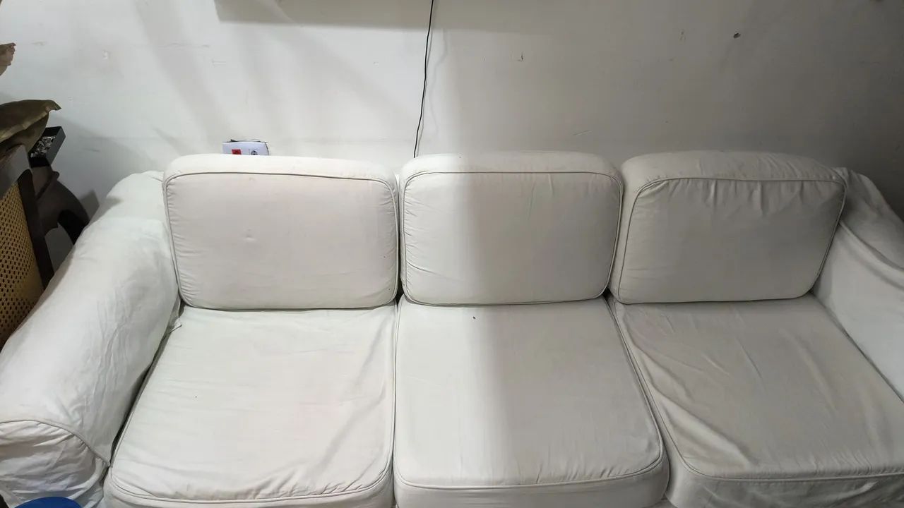 Sofá de 3 lugares 