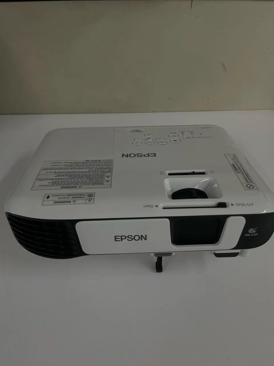 PROJETOR EPSON S41+ (POUCO USADO) - Foto 2