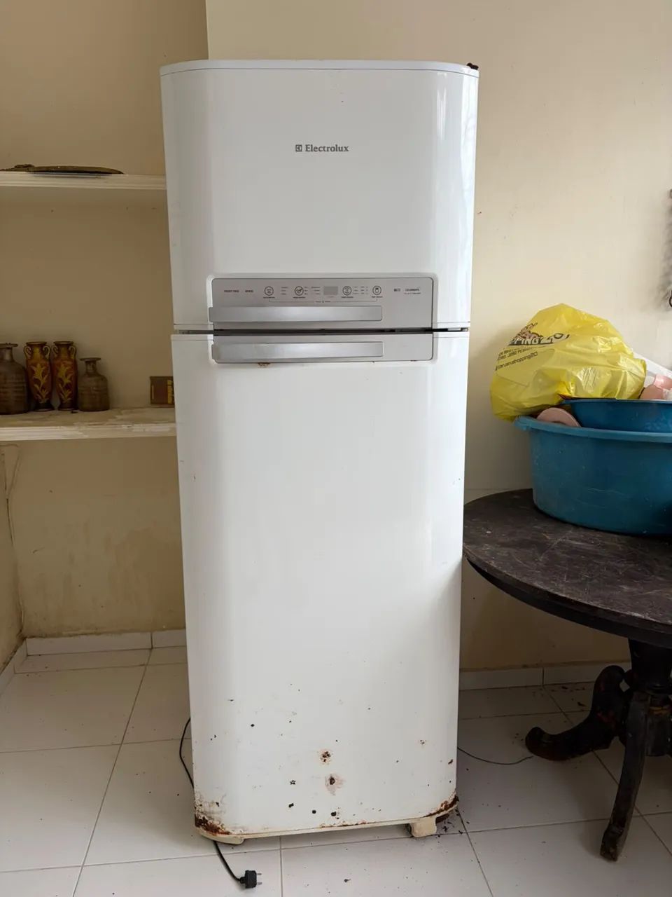Vendo geladeira 