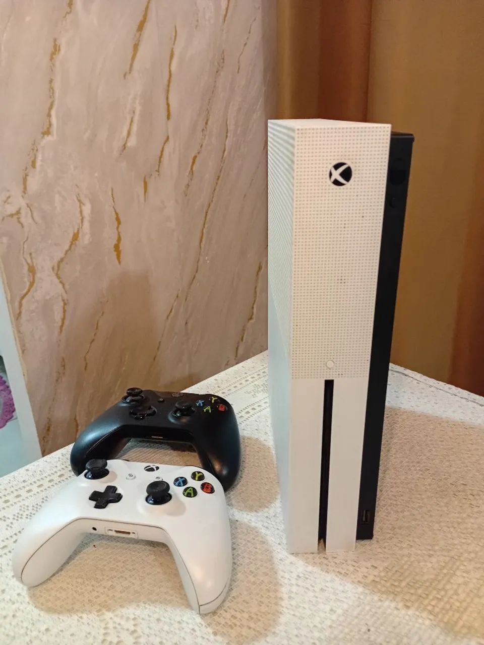 Xbox ONE S 1TB - Foto 3