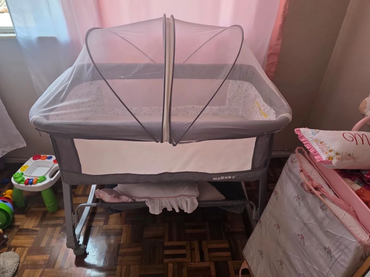Vendo um mini berço para acoplar do lado da cama  - Foto 5