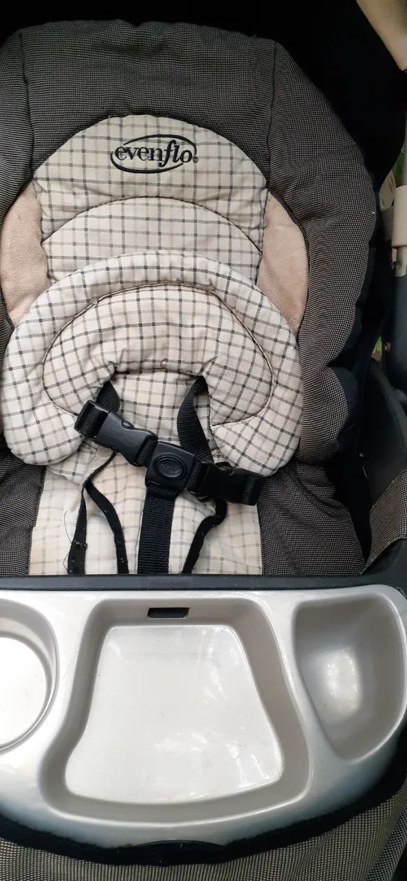 Carrinho de bebe stroller Evenflo completo  - Foto 2