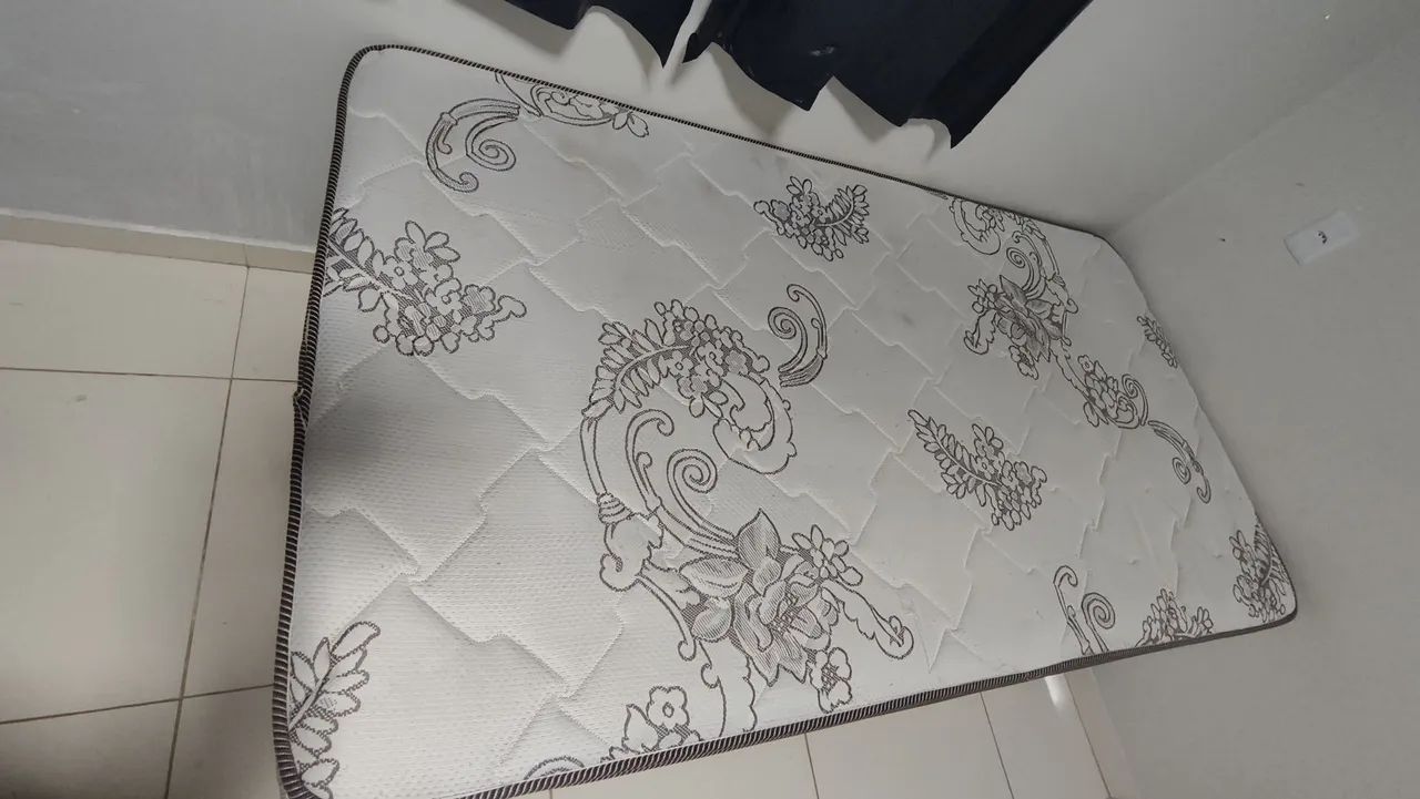 Vendo cama viuvão  - Foto 2