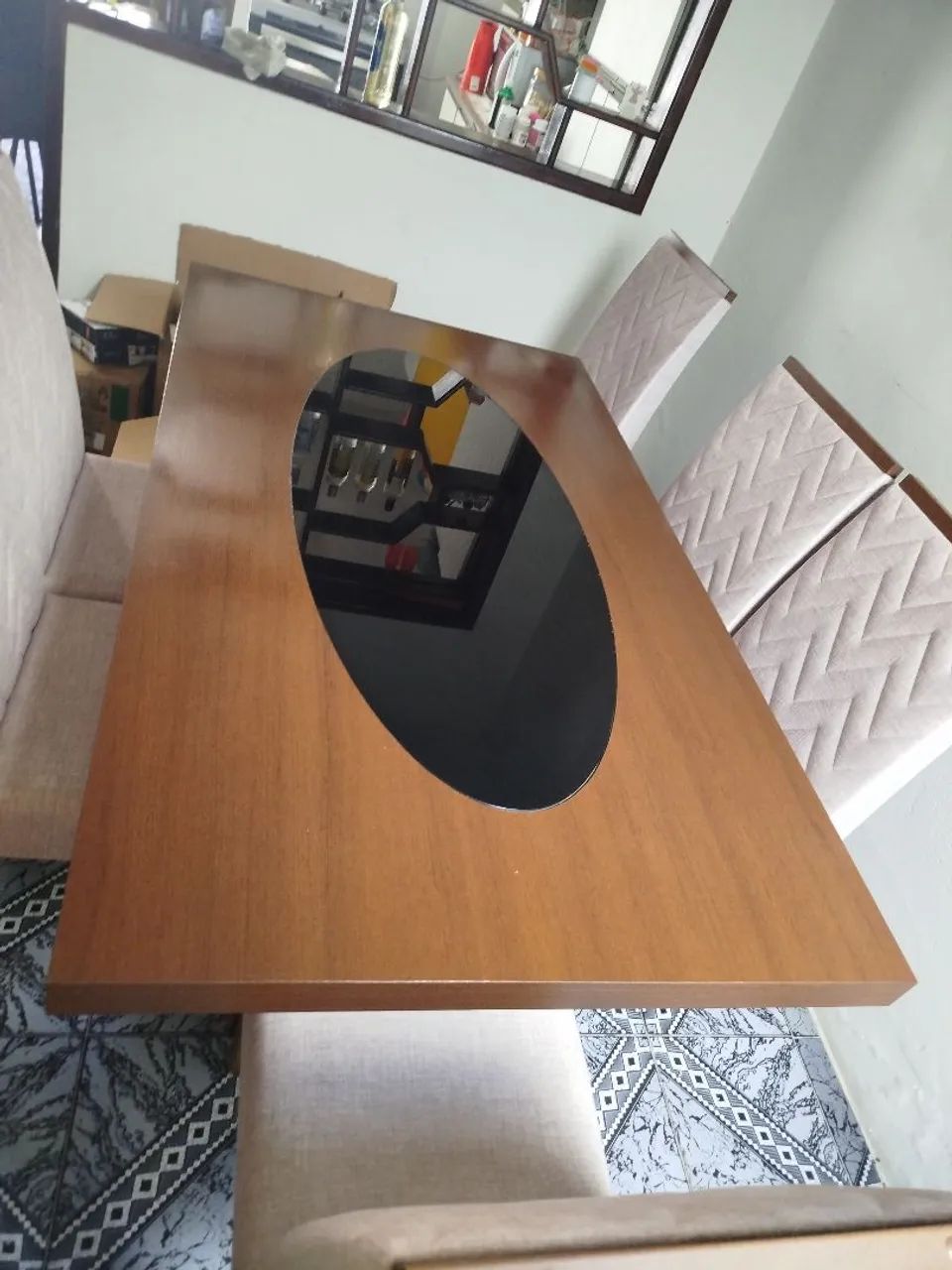 Mesa com 6 cadeiras acolchoadas  - Foto 3