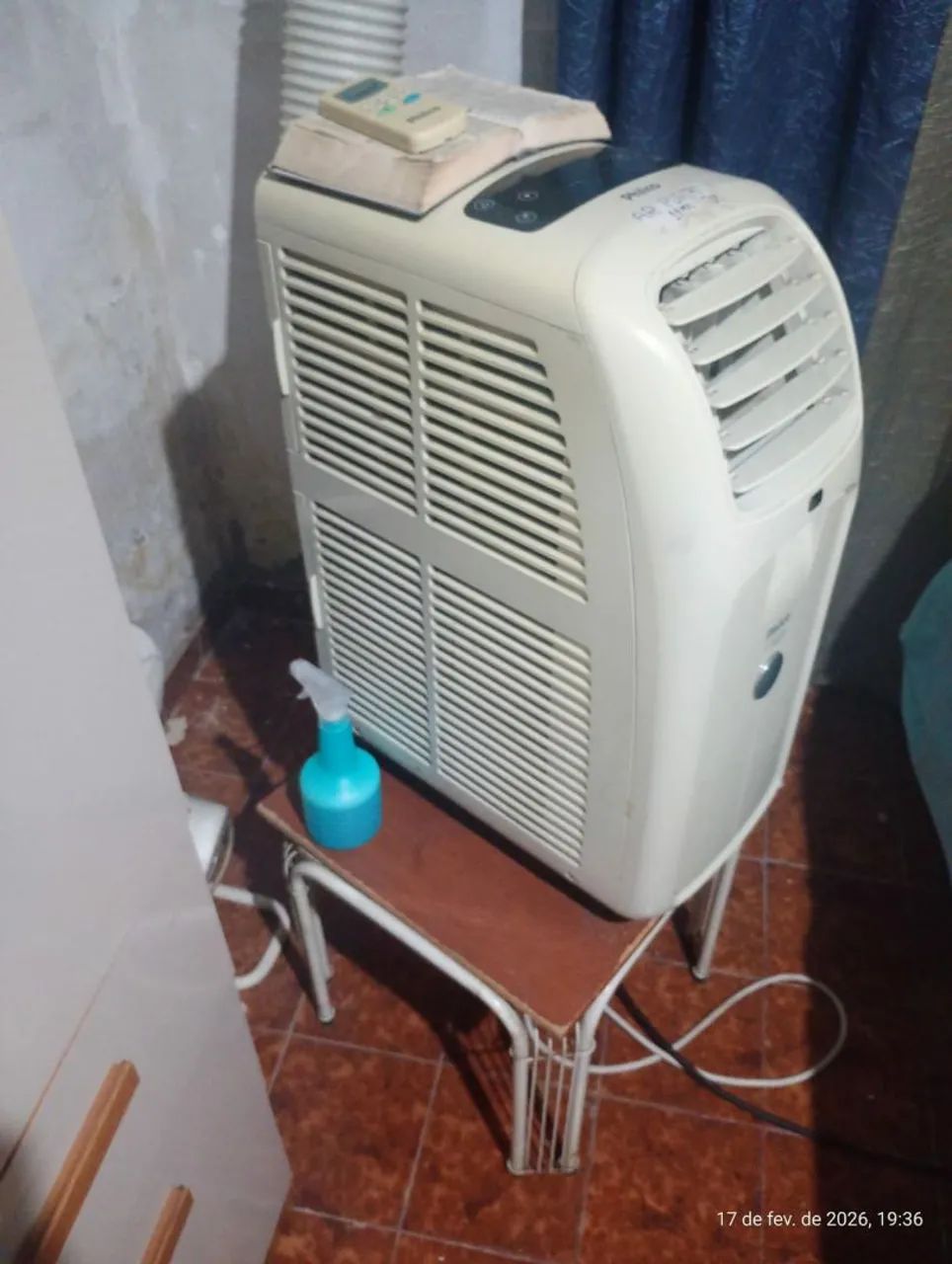 Ar condicionado portátil Philco branco 11000 btus 