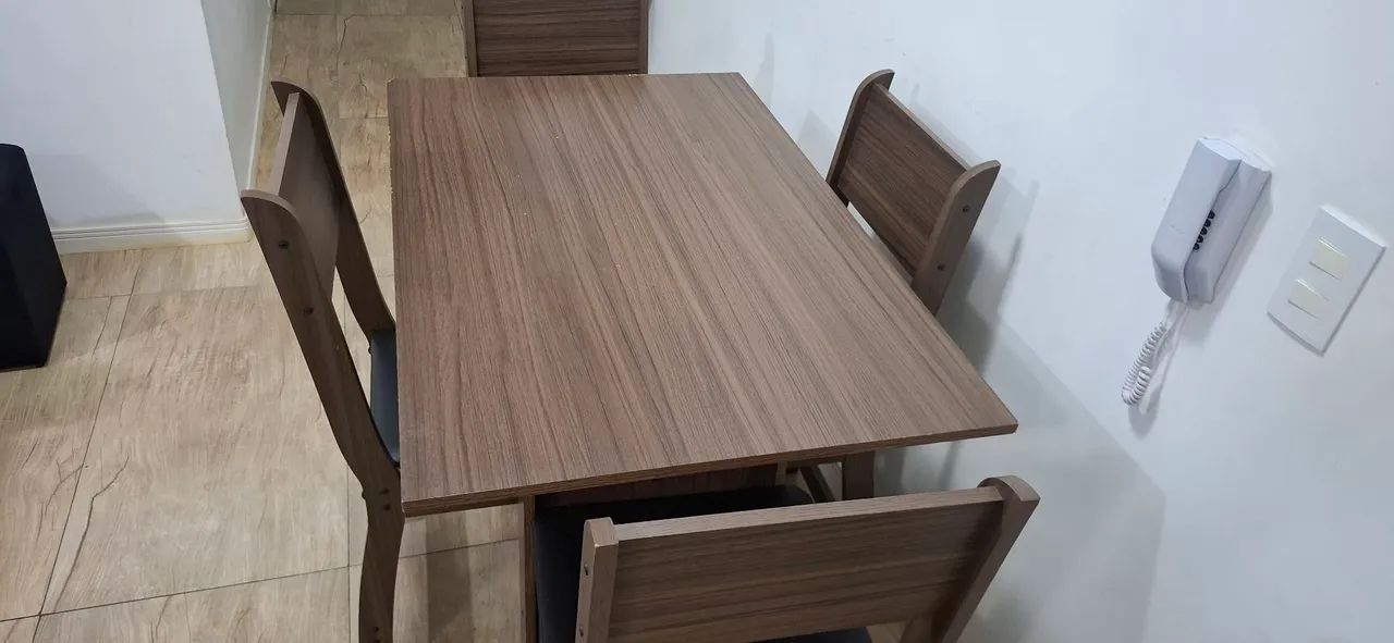 Mesa com 4 cadeiras - Foto 2