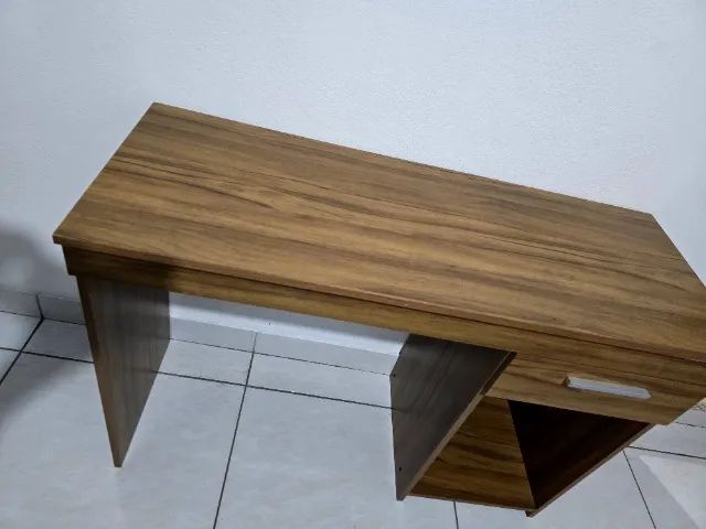 Desk64994174442498121