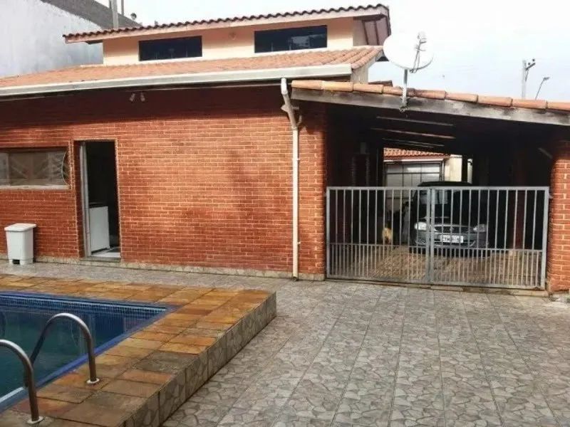 Sobrado à venda no Éden, em Sorocaba-SP.