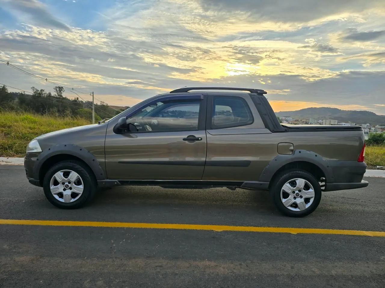 Fiat Strada Working Celeb.1.4 Fire Flex 8V CD 2012 - Foto 4