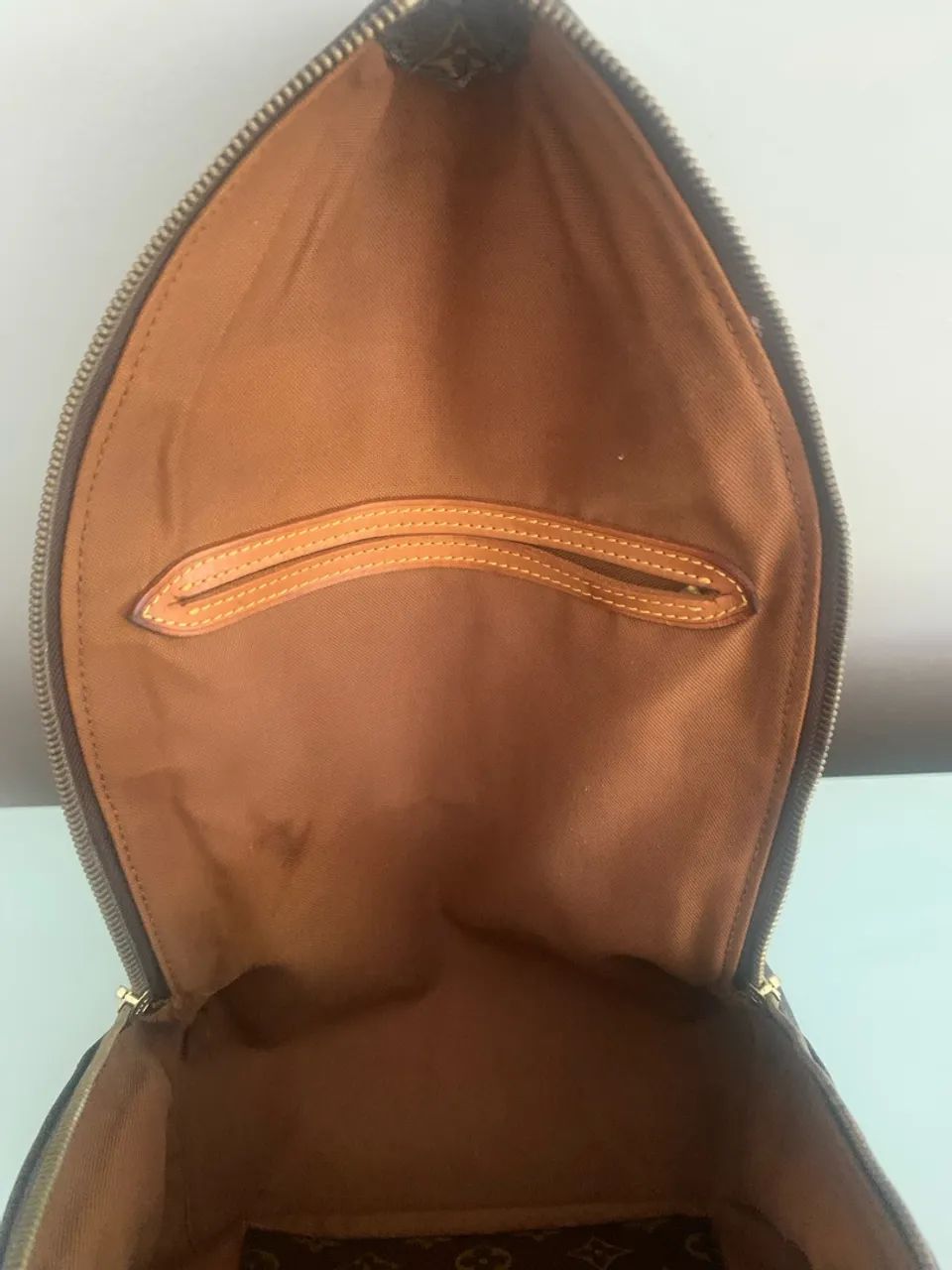 Bolsa Louis Vuitton - Foto 4