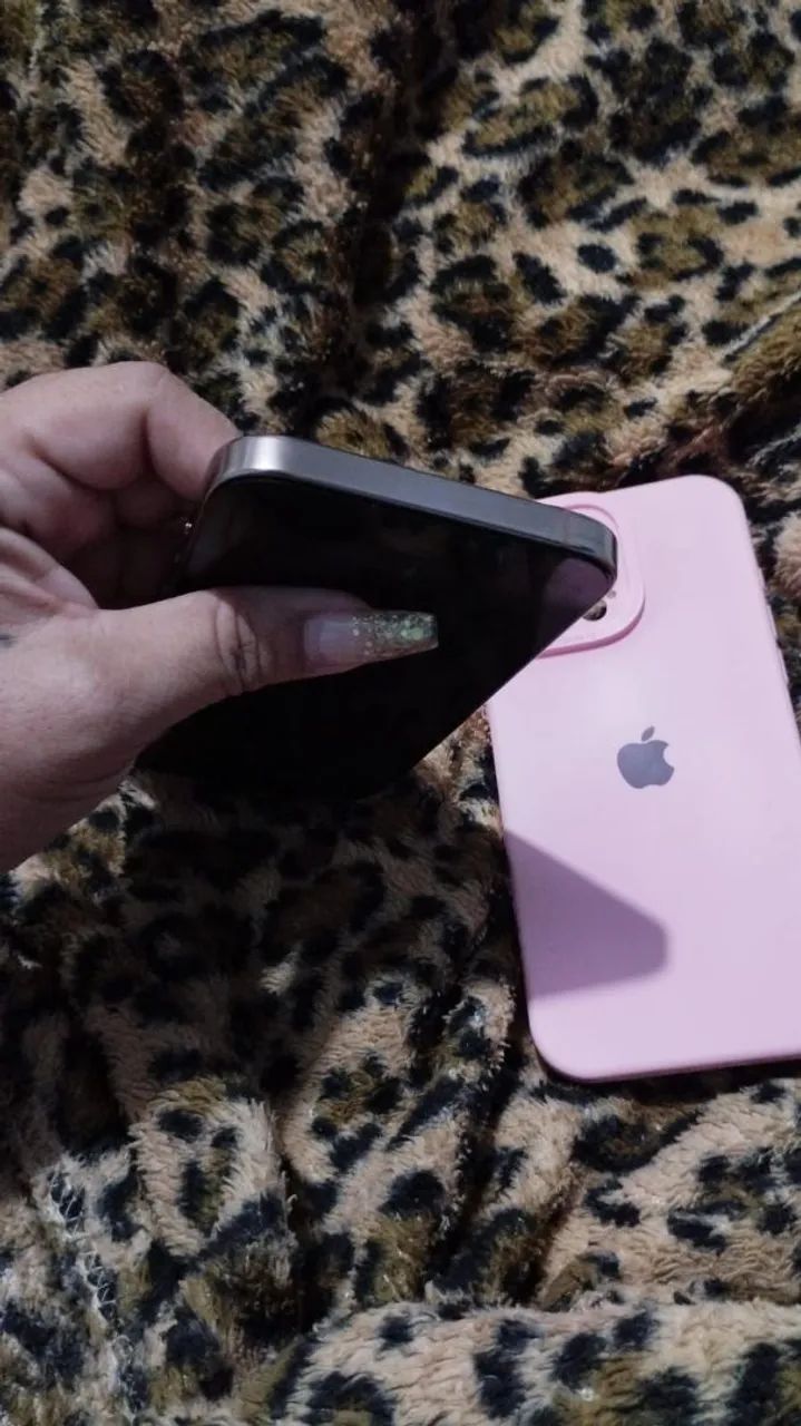 IPHONE 16 PRO MAX - Foto 5