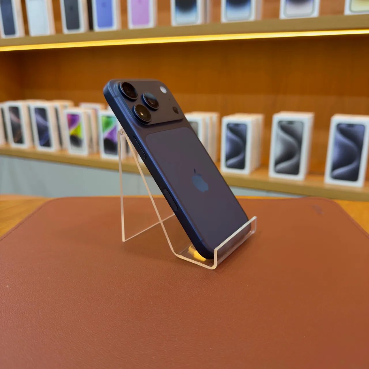 iPhone 17 Pro azul 256 Seminovo  - Foto 3