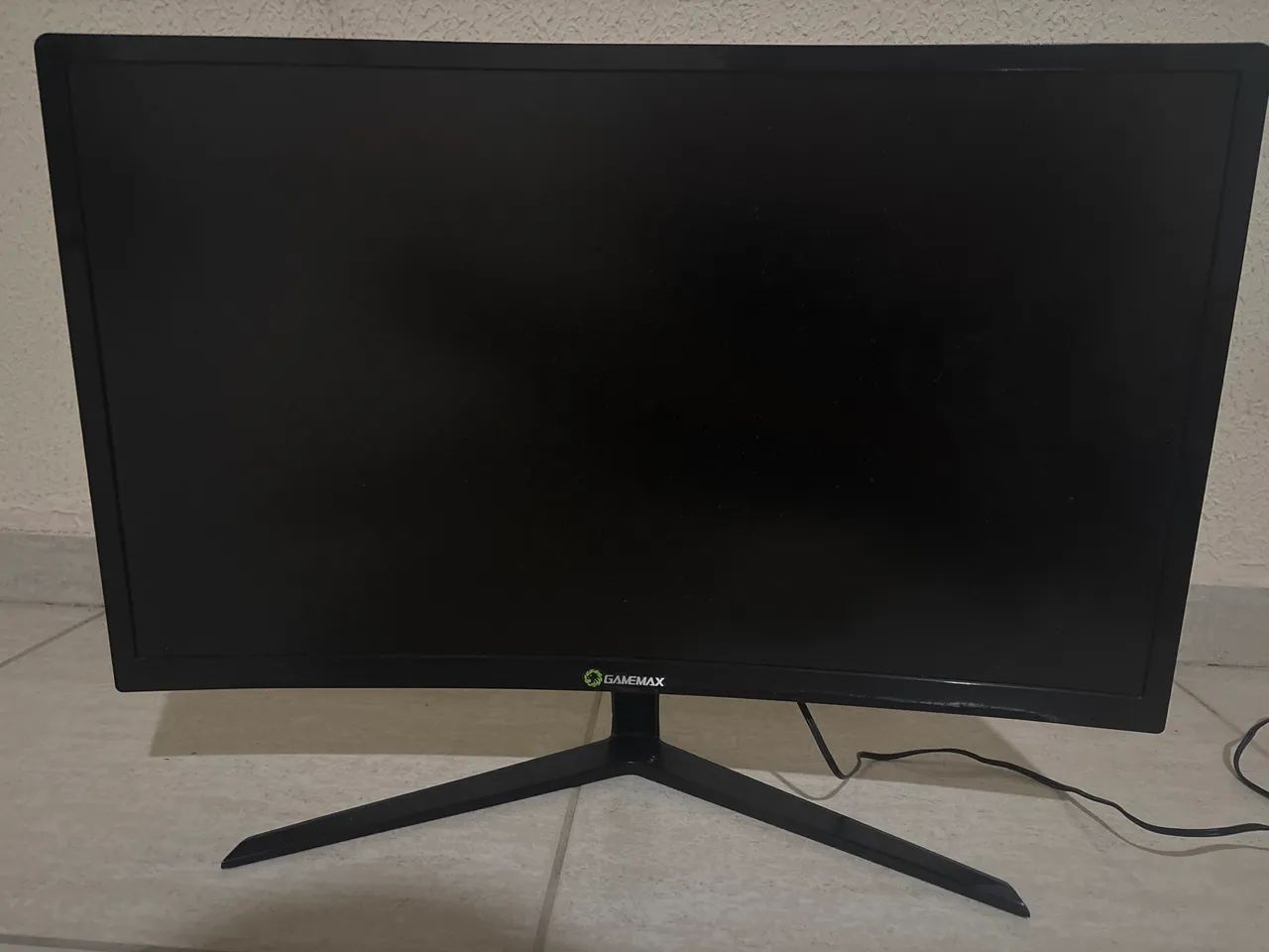 Monitor Gamer GameMax 24 Polegadas Curvo 144Hz com Defeito