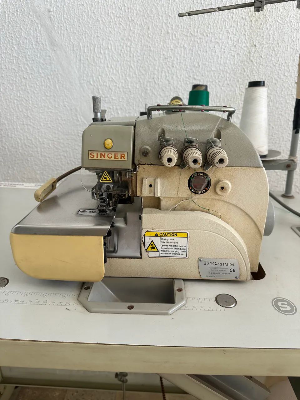 Máquina overlock 321C 131M 04  - Foto 2