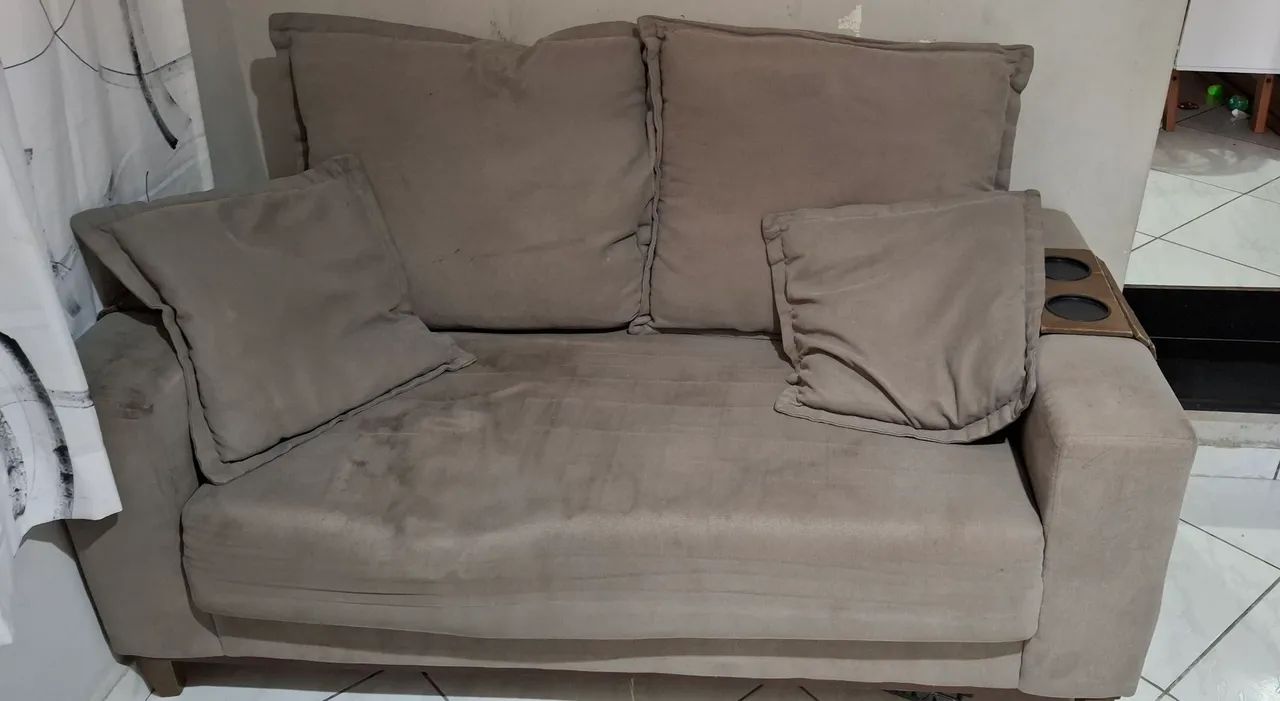 Sofá 2 lugares 