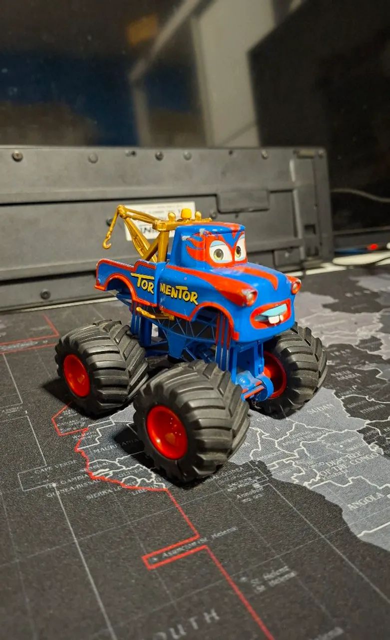 Carrinho Mate Tormentor Disney Cars