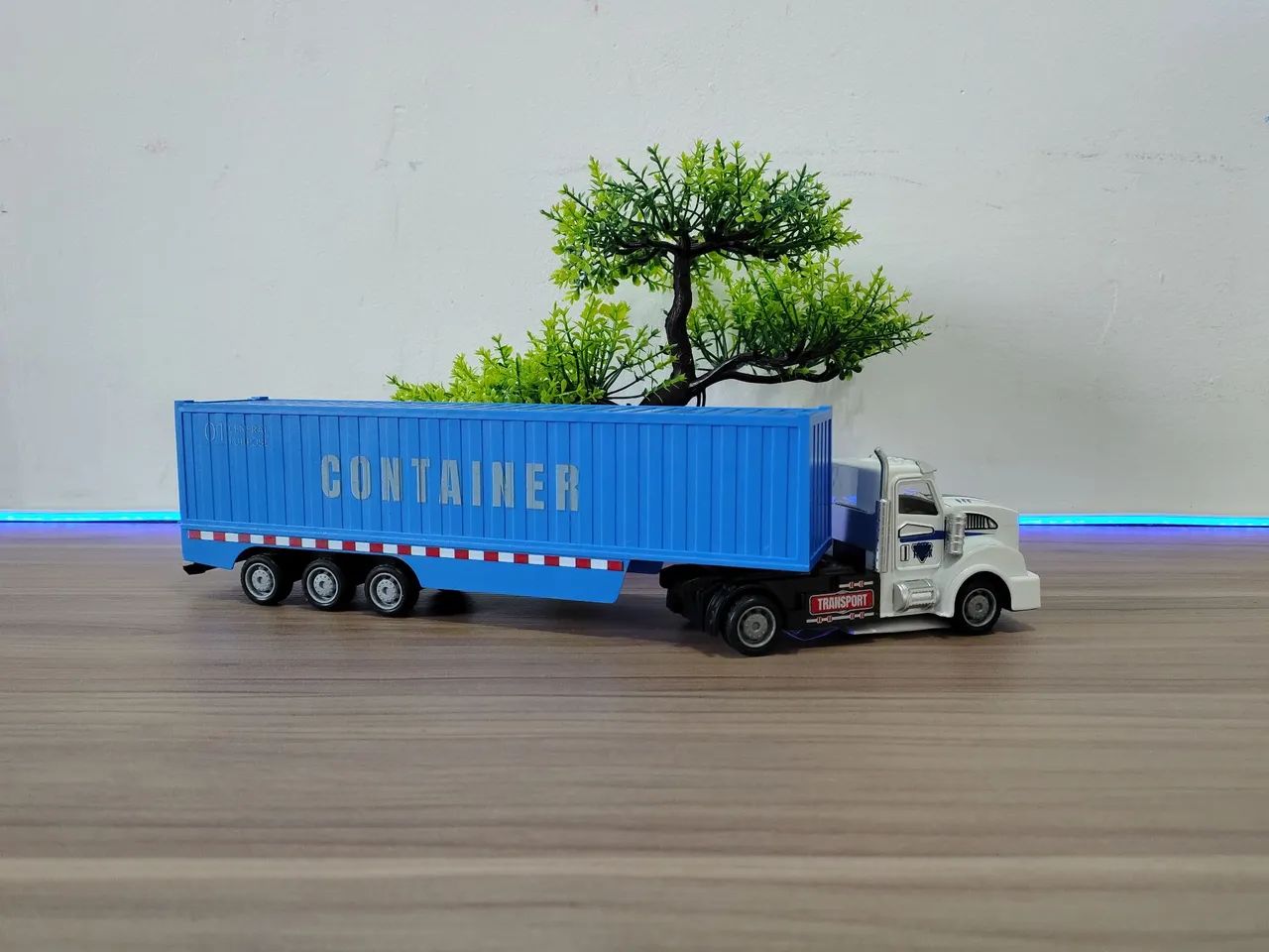 CARRINHO CAMINHÃO CONTAINER BRANCO E AZUL - Foto 5