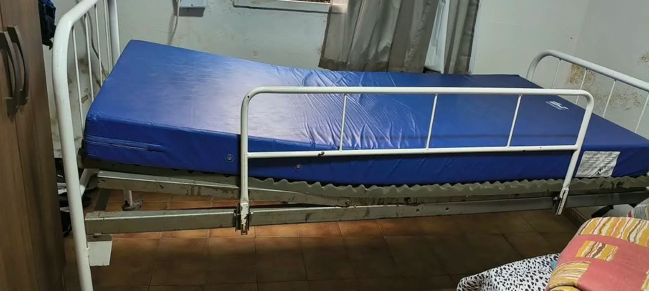 Cama hospitalar - Foto 2