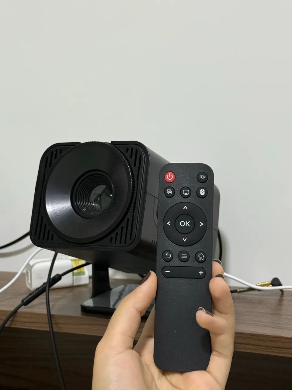 Projetor Hy320 - Foto 2