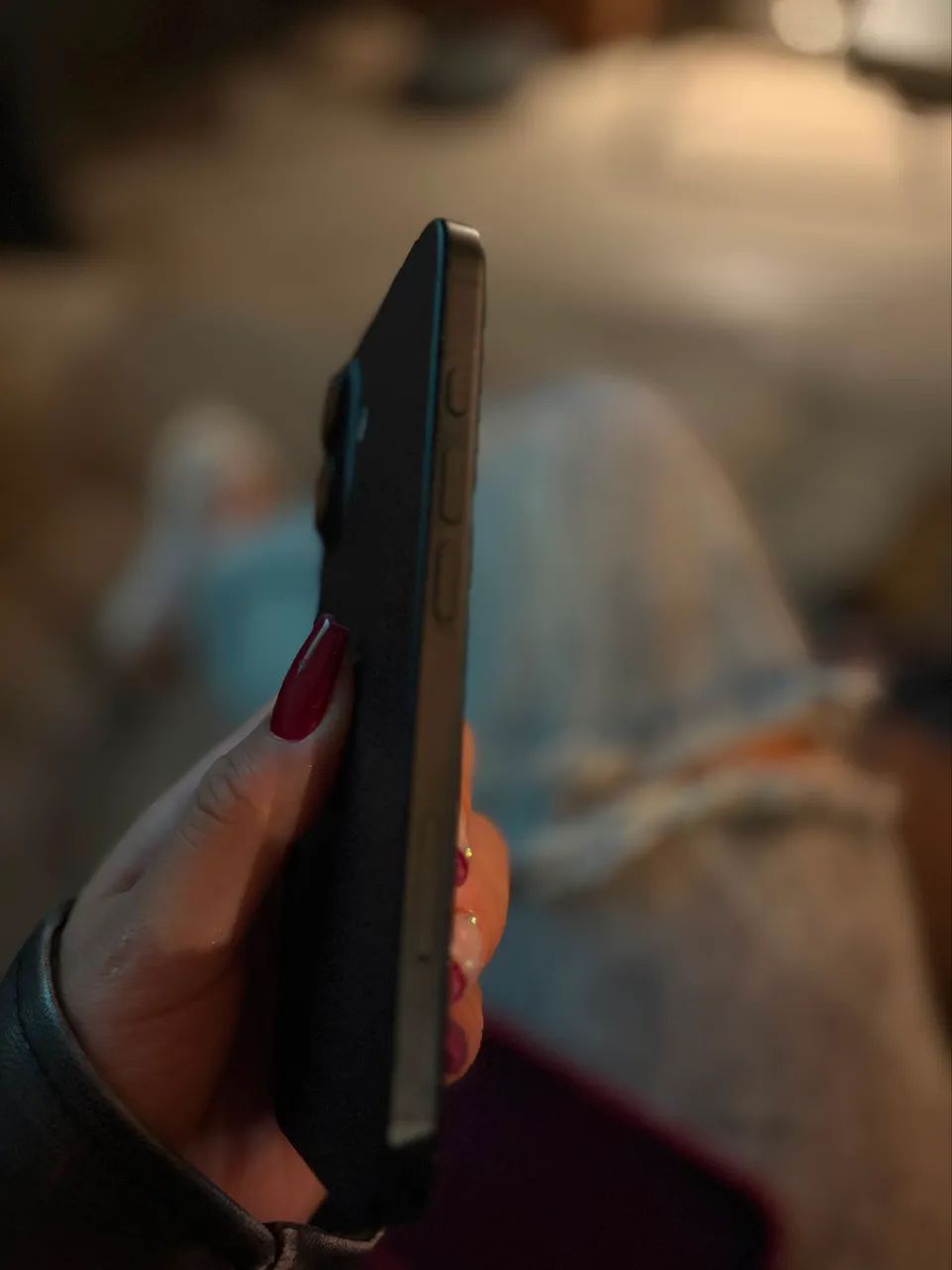 Iphone 16 preto, 128gb, com 92% de saude de bateria  - Foto 5
