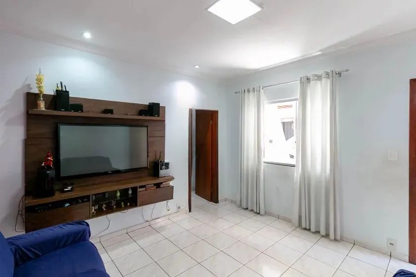Casa à Venda - Nova Gameleira, 4 Quartos, 600 m2