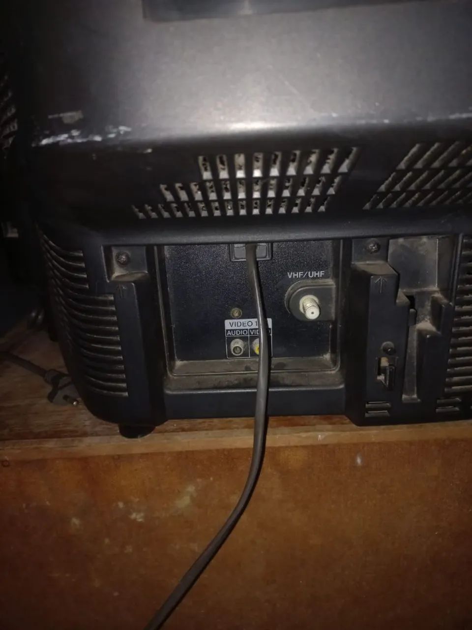 TV SONY TRINITRON 21 polegadas com controle  - Foto 2