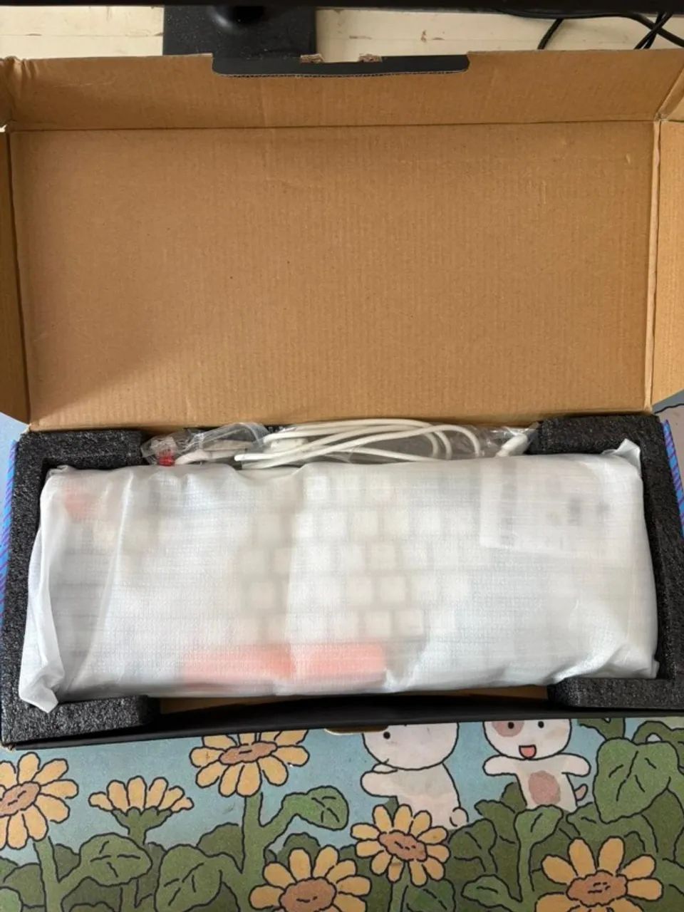Teclado Mecânico 75% TKL 3 modos ( cabo, wifi e bluetooth) - Foto 5