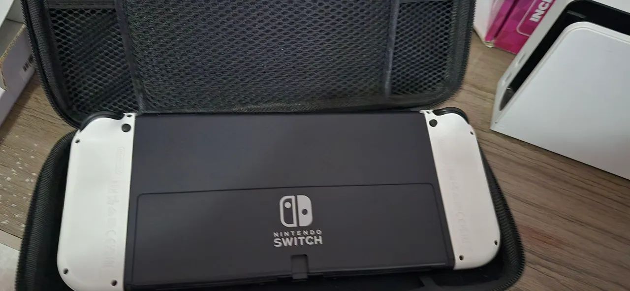 Vende nitendo switch oled  - Foto 4