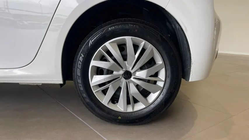 Peugeot 208 Active 1.0 Flex 5P Mec. 2025 - Foto 5