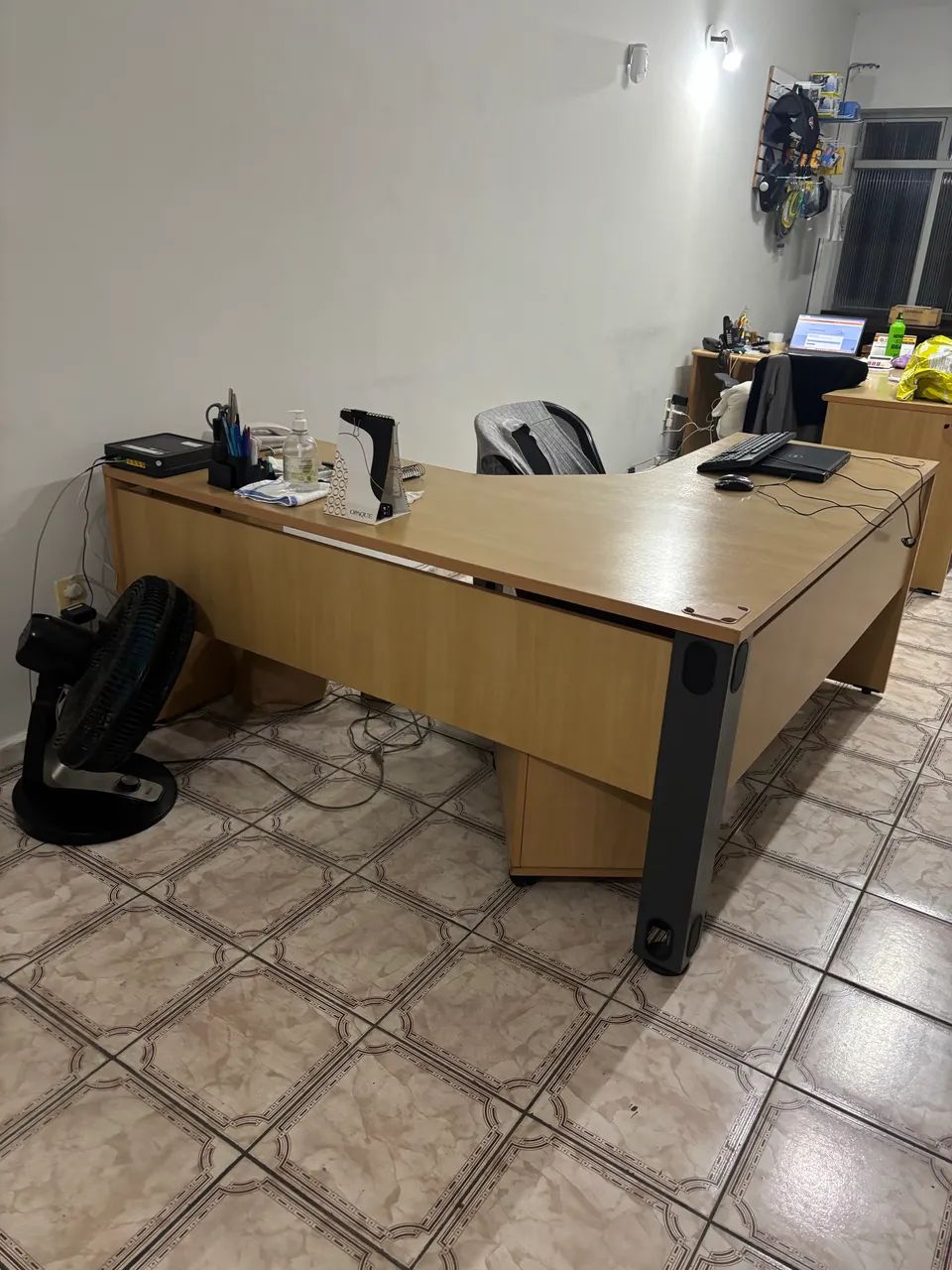 Mesa escritório Giroflex em L - Foto 5