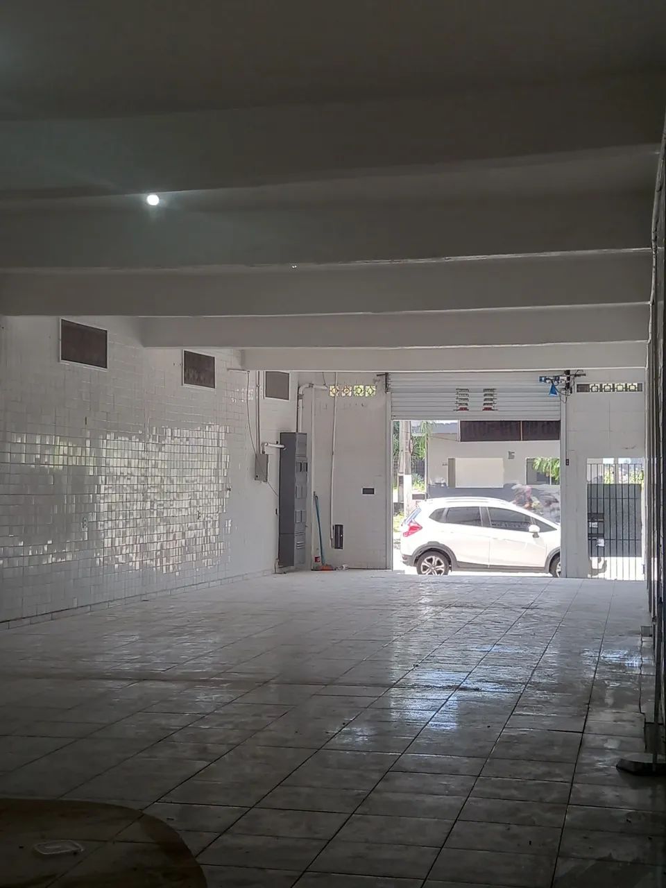 ALUGA-SE COMERCIAL LOJA DE 200M2  - Foto 5
