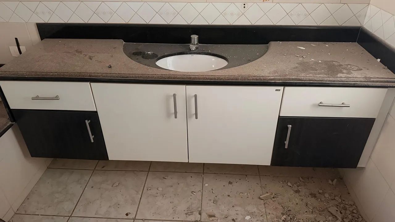 OPORTUNIDADE!! Vendo bancada granito com móvel - Foto 2
