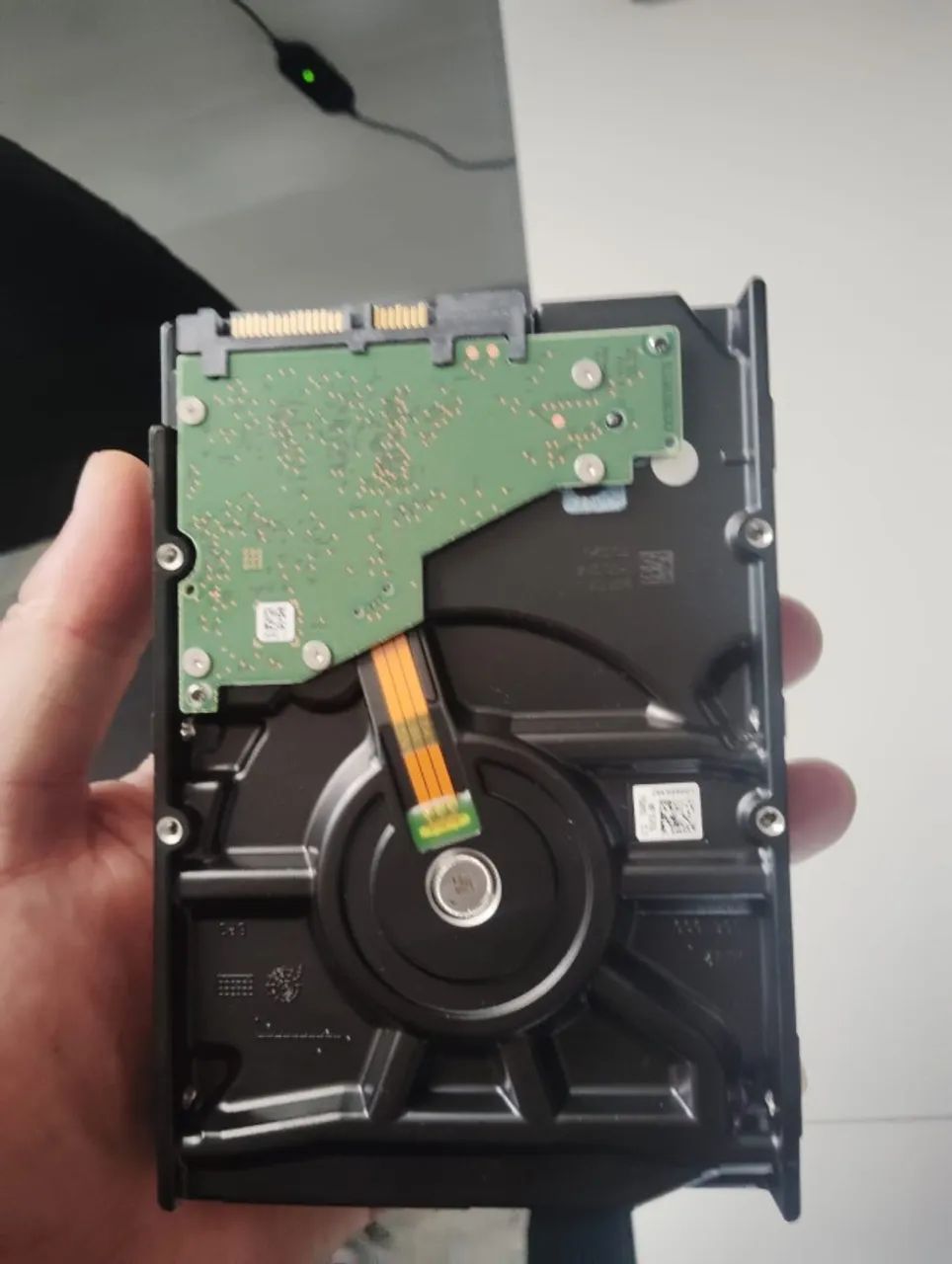 HD Dell EMC Exos 7E10 2TB SATA Enterprise 7.2K RPM - Perfeito Estado - Foto 2