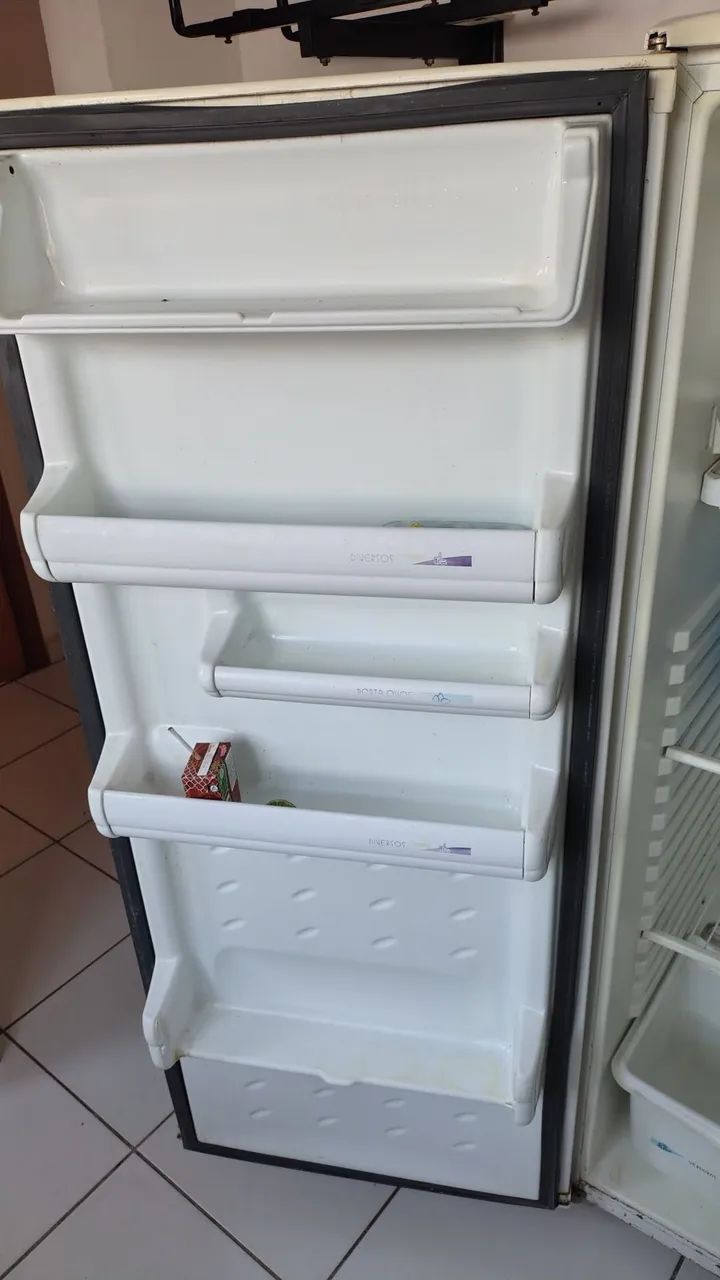 Geladeira Consul 300 Litros  - Foto 4