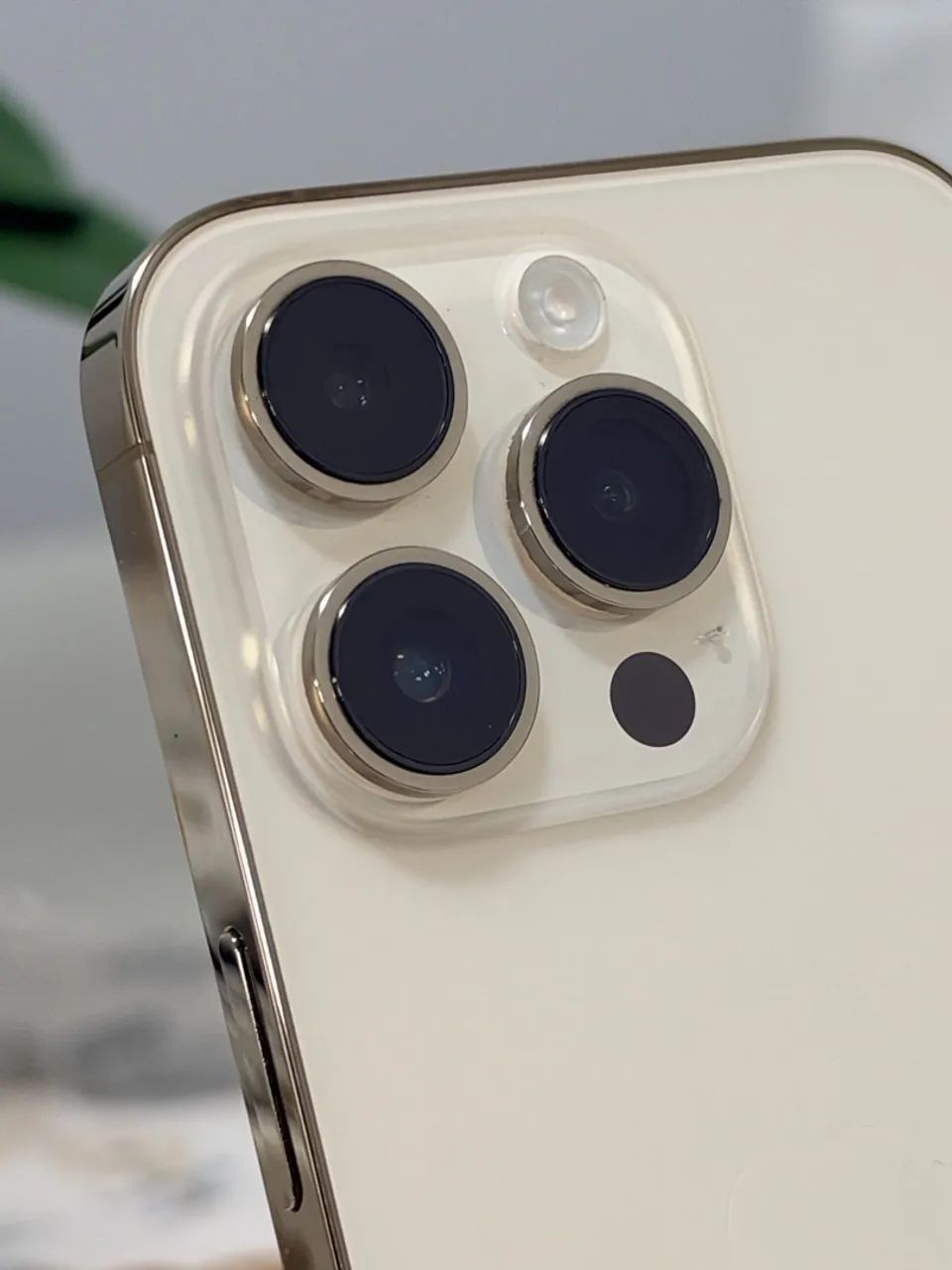iPhone 14 PRO Dourado - Foto 3