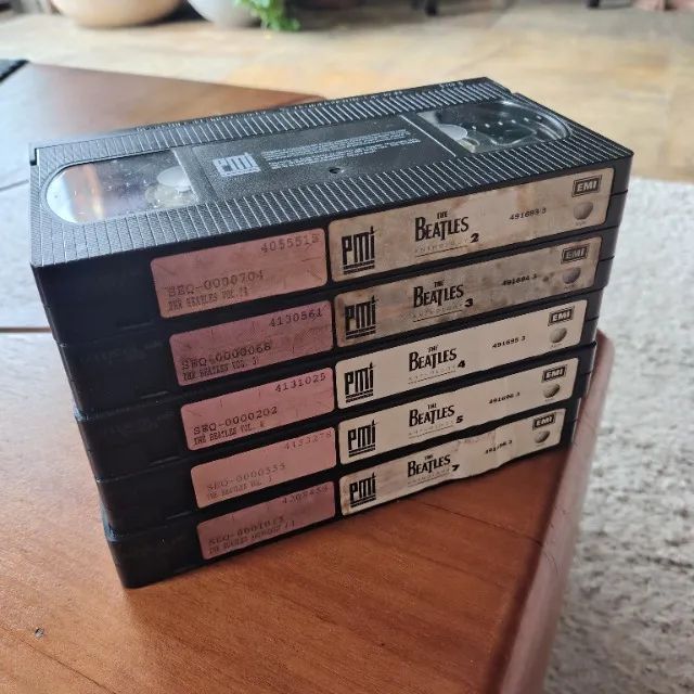 Coleção VHS The Beatles Anthology  - Foto 3