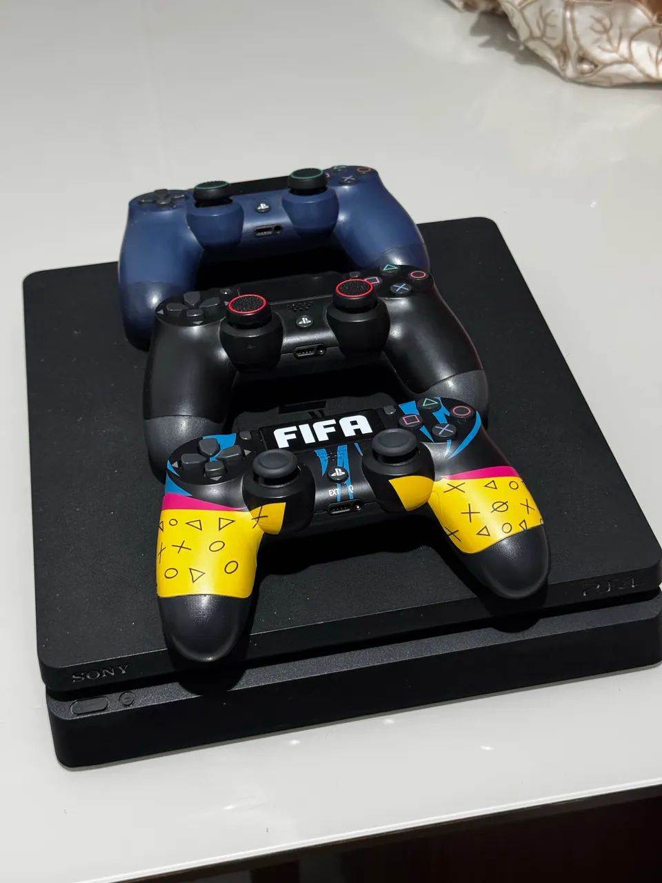PlayStation 4 slim  - Foto 3