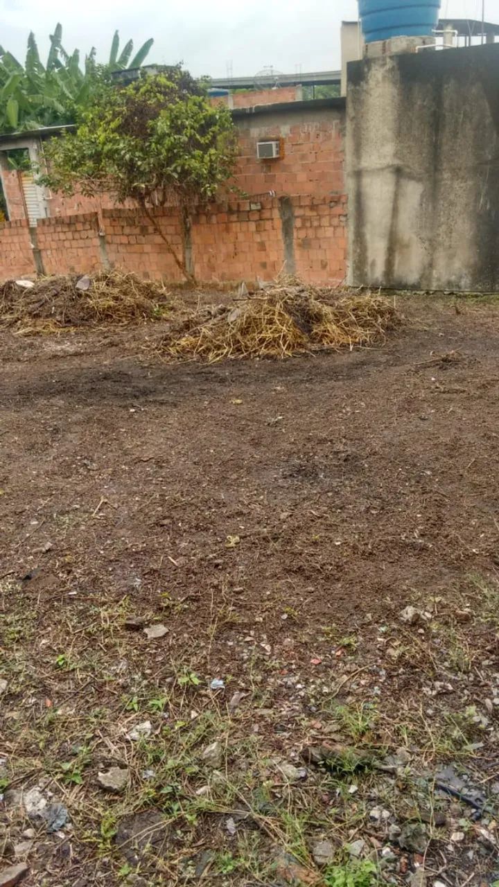 Terreno plano e murado no Coelho