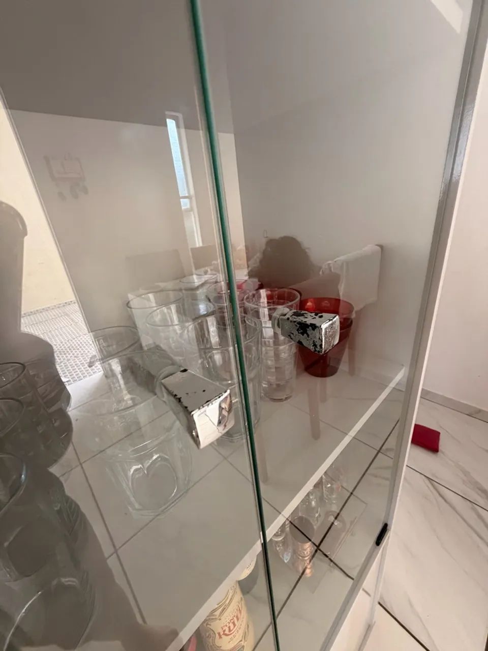 Cristaleira com Portas de Vidro - Foto 2