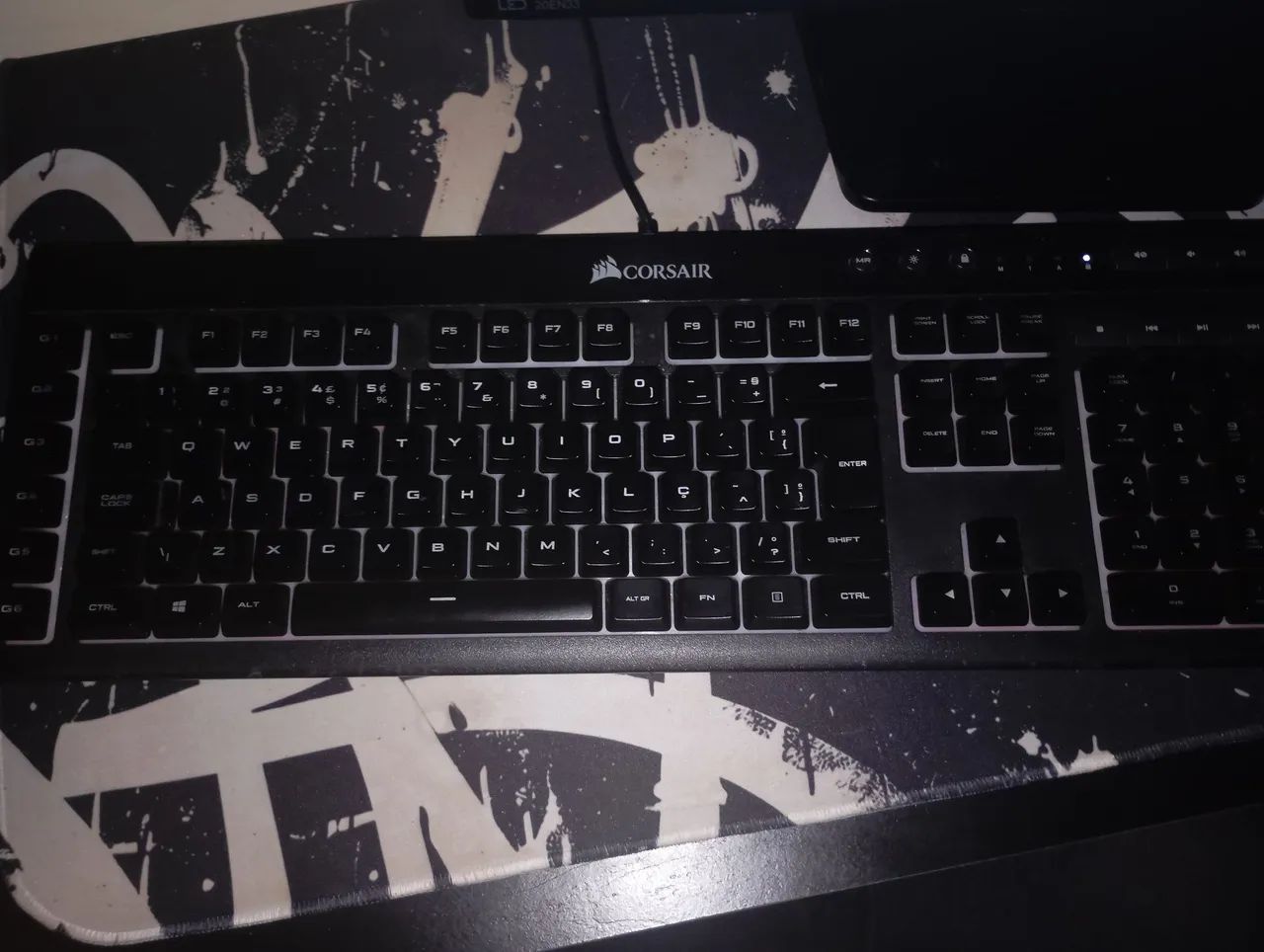 Teclado Corsair K55 RGB - Foto 3