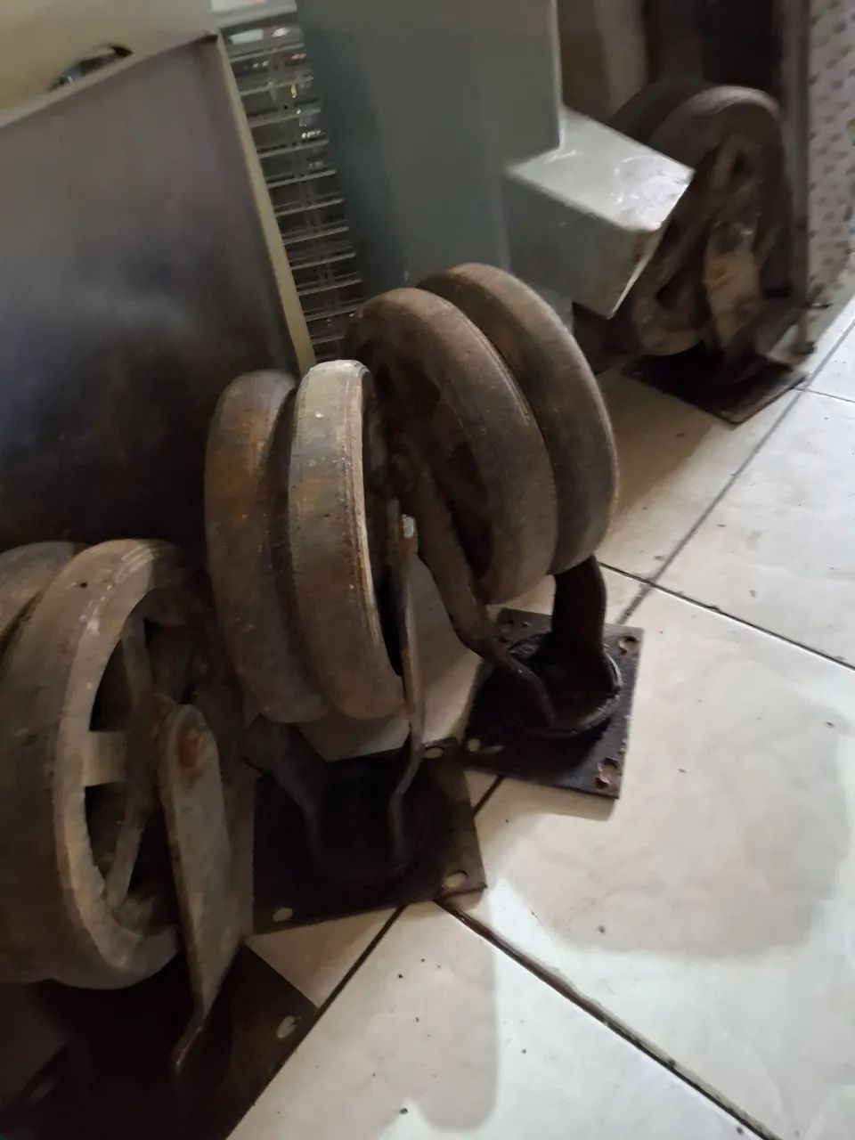 RODAS GIRATÓRIAS DE 0.27 DIÂMETRO 
