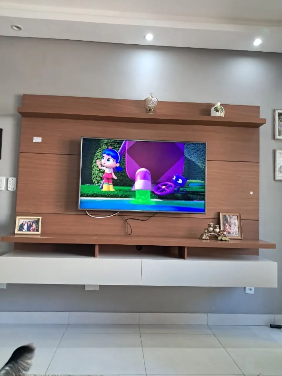 Painel de televisão super conservado - Foto 2