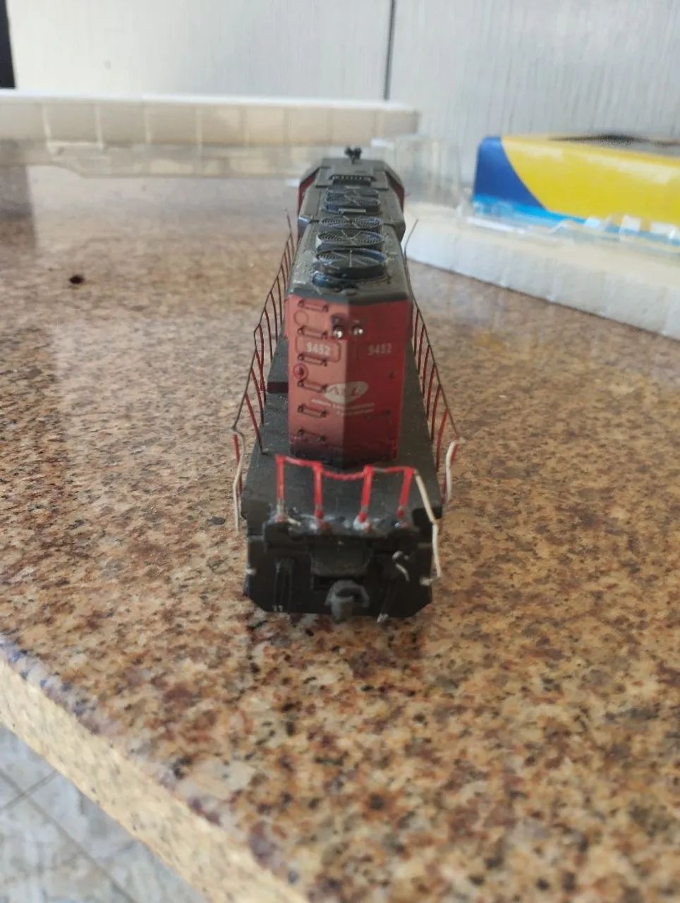 Locomotiva da ALL com decolder escala 1/87 - Foto 3