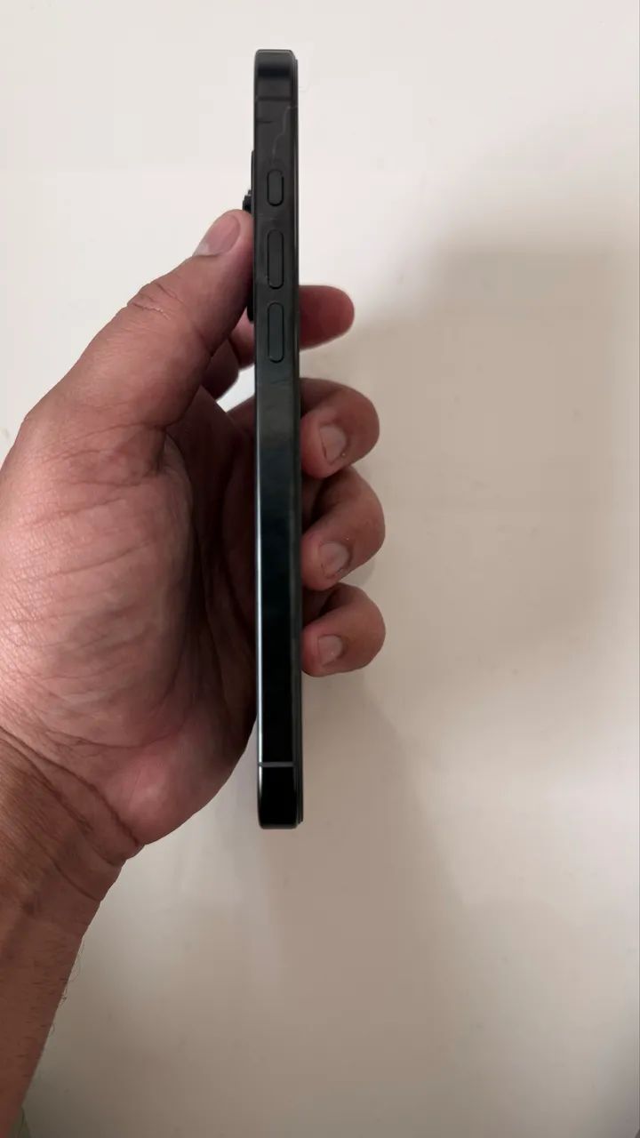 Vendo iPhone 16 pro Max  - Foto 4