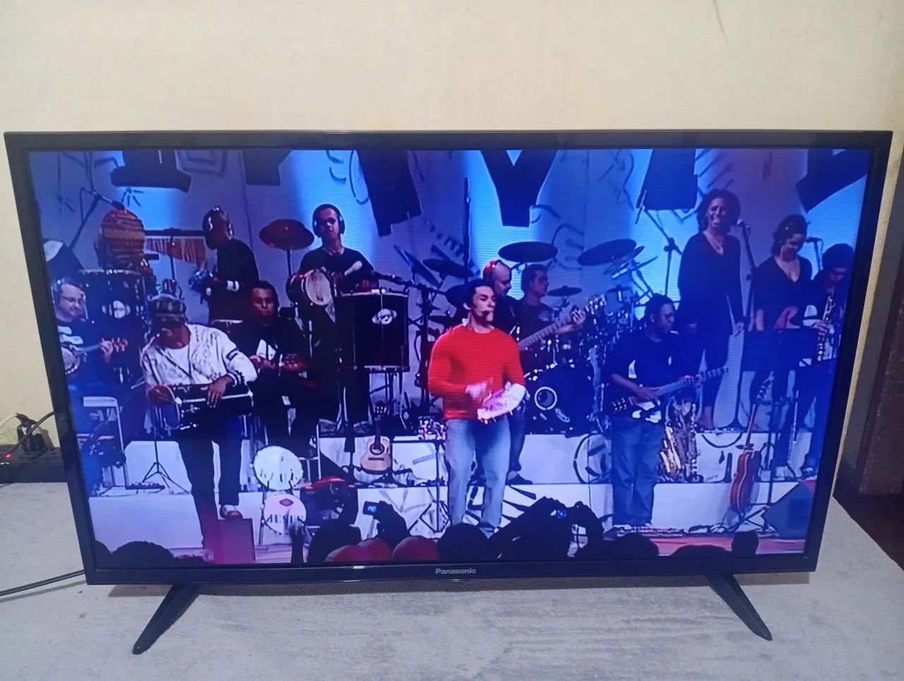 SMARTV PANASONIC 32" - Foto 2