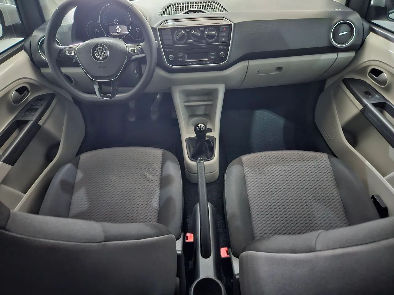 Volkswagen up! move 1.0 Total Flex 12V 5p, foto 16 de 19