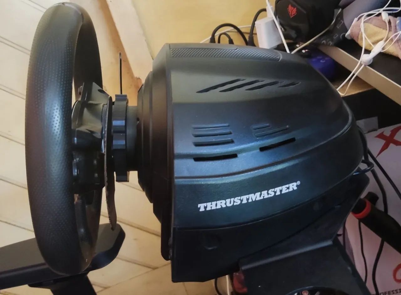Thrustmaster T300 RS GT PS5/PS4/PC - Foto 3